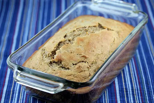 Cinnamon Applesauce Bread Recipe