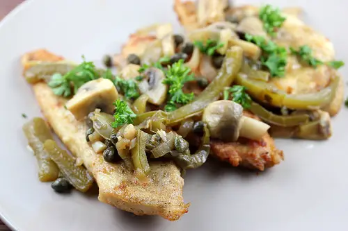 Chicken Scaloppini with Peppers and Mushrooms Recipe