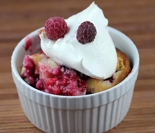 fresh raspberry desert recipe picture