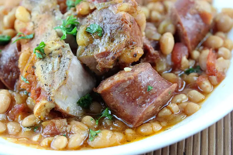 pork-and-beans-and-sausage-recipe-picture
