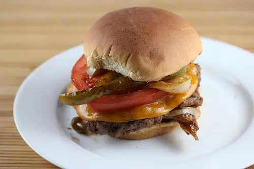 Grilled Cheddar Beef Burgers Recipe