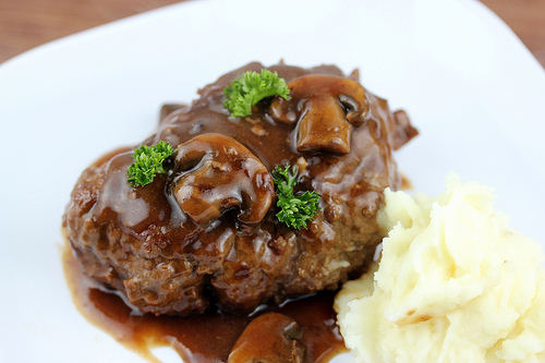 Salisbury Steak with Mushroom and Wine Sauce
