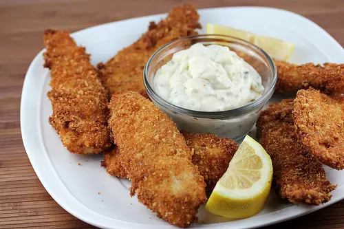 Crispy Fish Sticks with Tartar Sauce Recipe - Cully's Kitchen