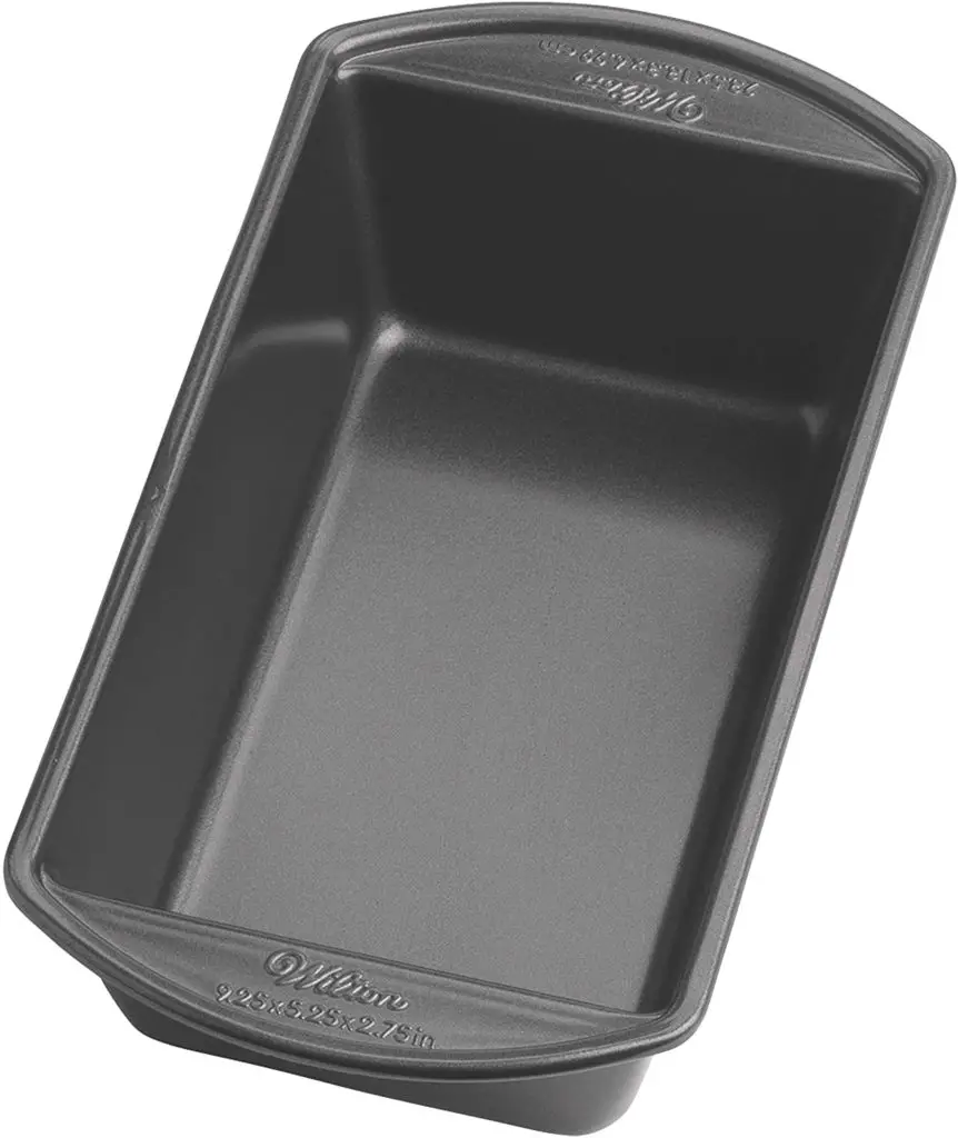 Wilton Perfect Results Large Nonstick Loaf Pan