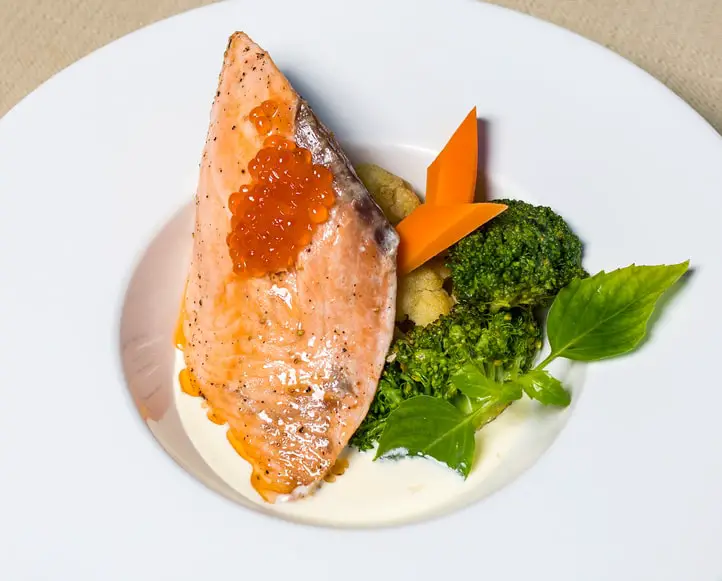 How To Tell If Cooked Salmon Is Bad? Cully's Kitchen