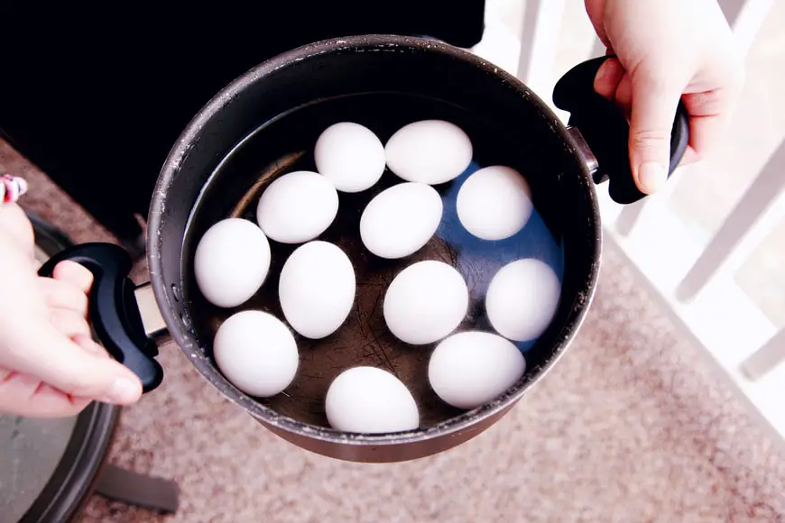 How Can You Tell If A Hard Boiled Egg Is Bad?