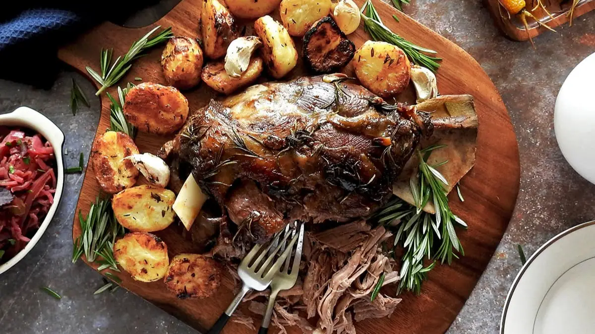 the-best-cut-of-lamb-for-slow-cooking-cully-s-kitchen