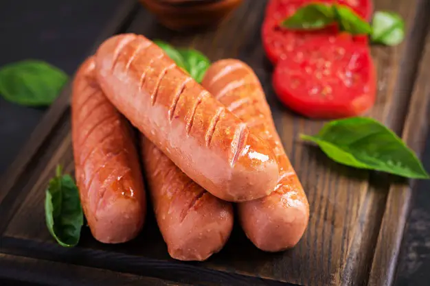How To Tell If Italian Sausage Is Bad? - Cully's Kitchen