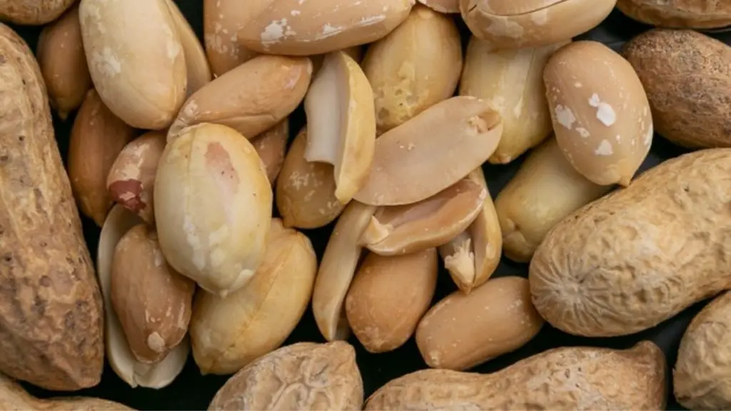 How to Tell If Peanuts Are Bad