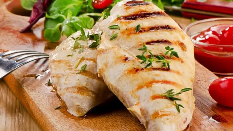 How Much Protein Is in a Chicken Breast