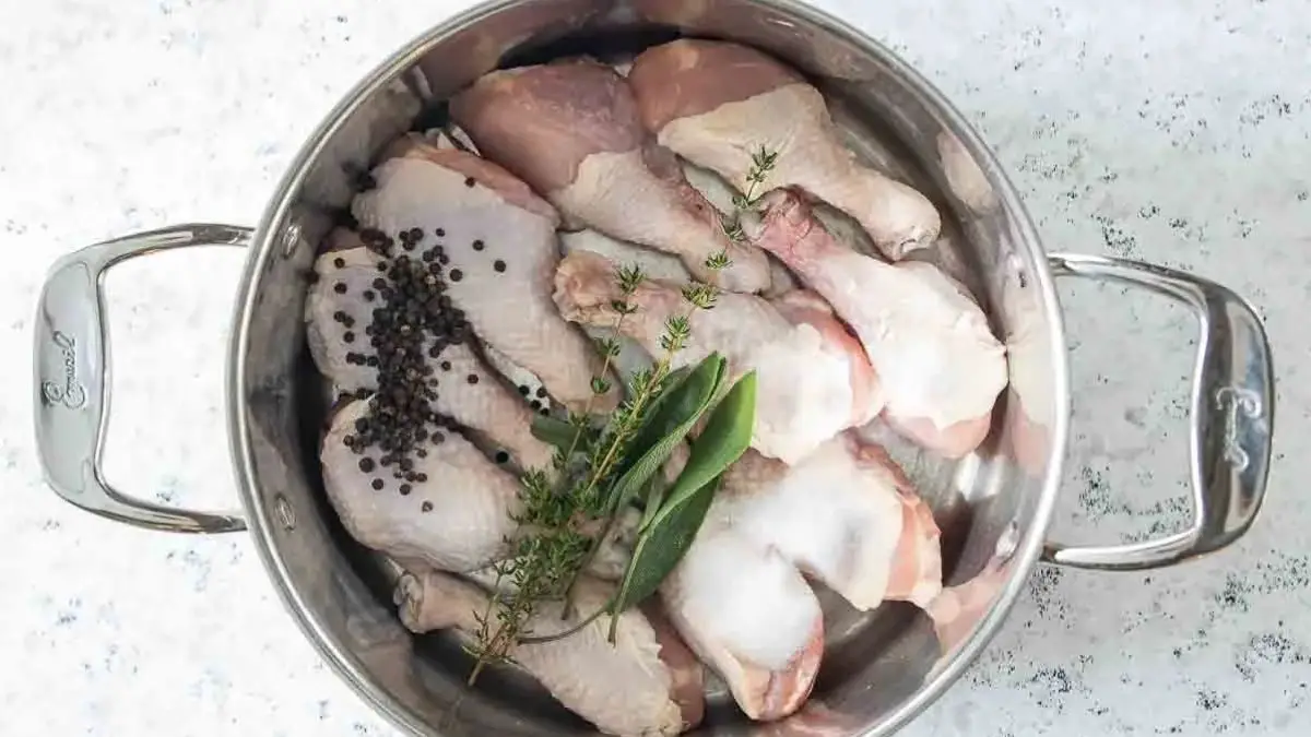 How Long to Boil Chicken Legs