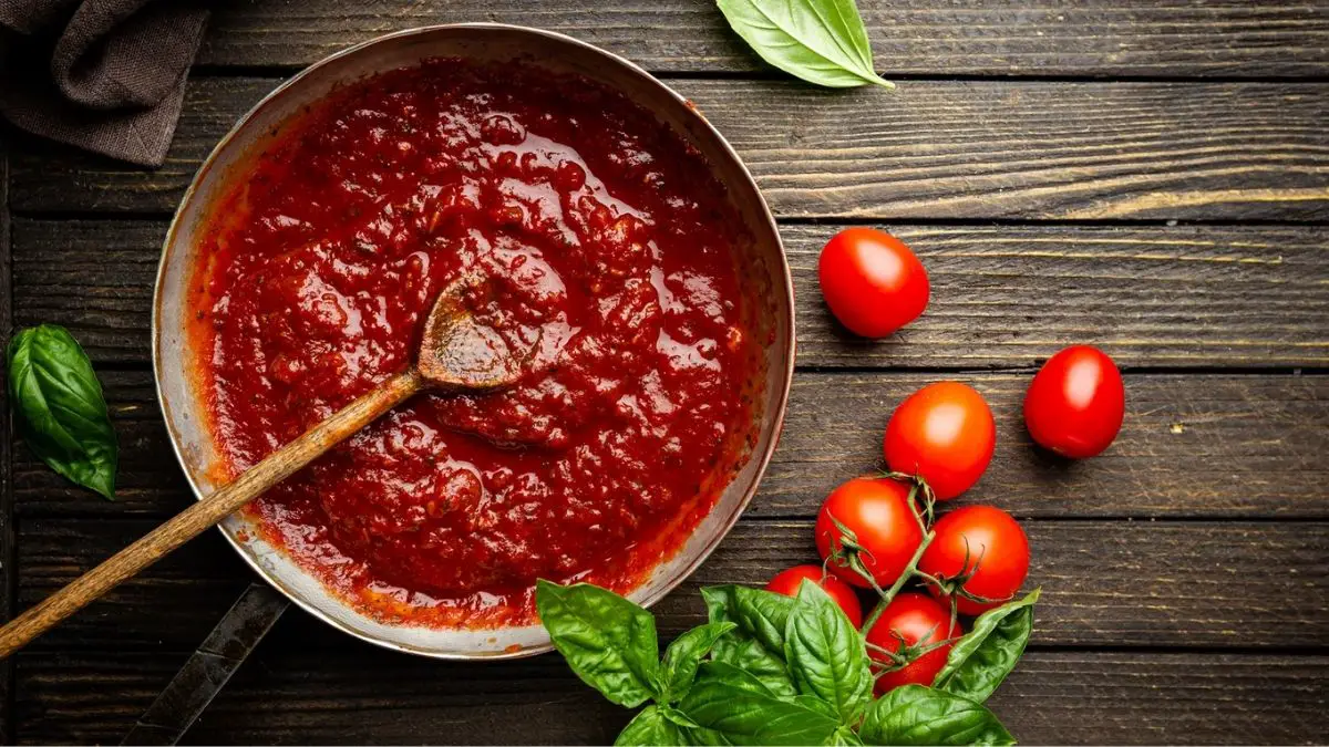 How to Tell if Tomato Sauce is Bad? - Cully's Kitchen