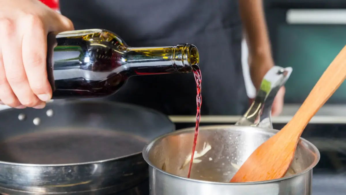 What to Look When Choosing a Cooking Wine? Cully's Kitchen