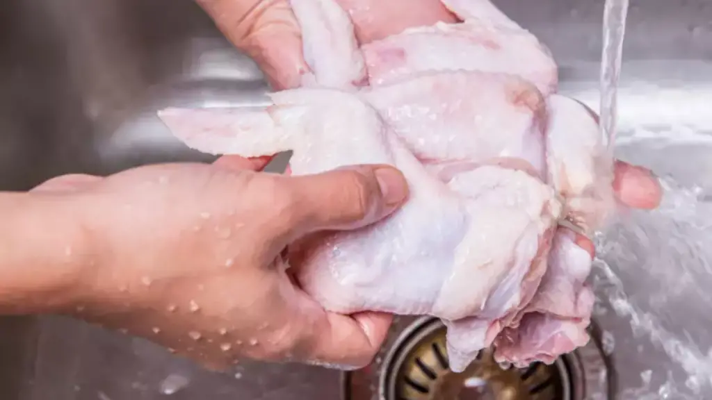 Wash Chicken 