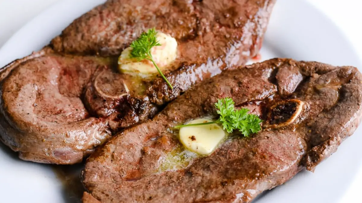 bone-in-standing-prime-rib-roast-tussock-sedge-farm