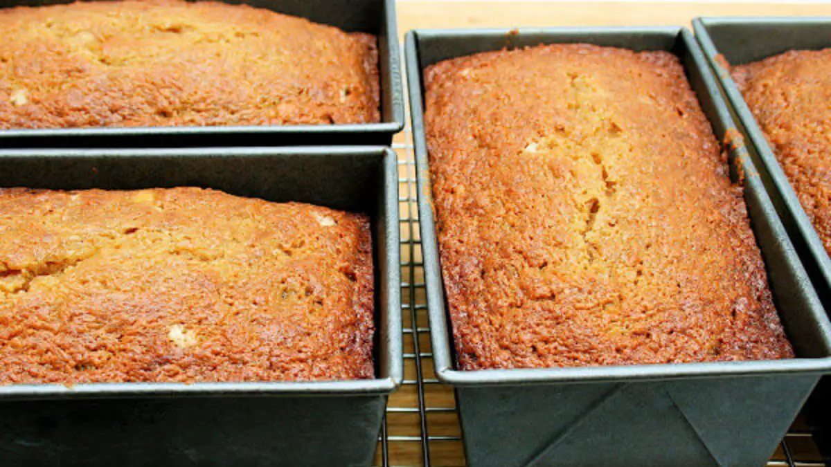 How to Make an Easy Pawpaw Bread Recipe?