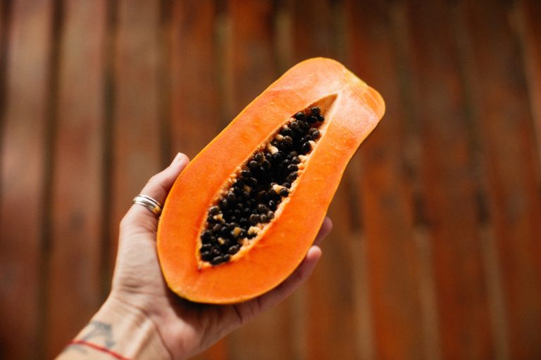 How to Use Papaya Seeds?
