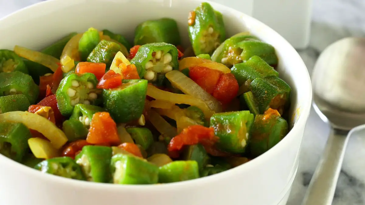 Curried Okra With Onions Recipe
