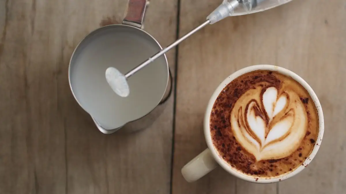 How to Steam Milk for Latte Art? Cully's Kitchen