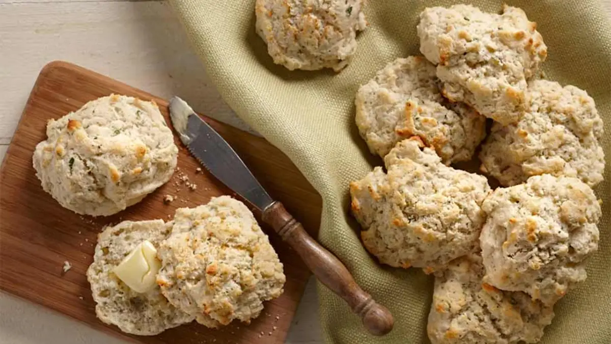 French-Onion Biscuits