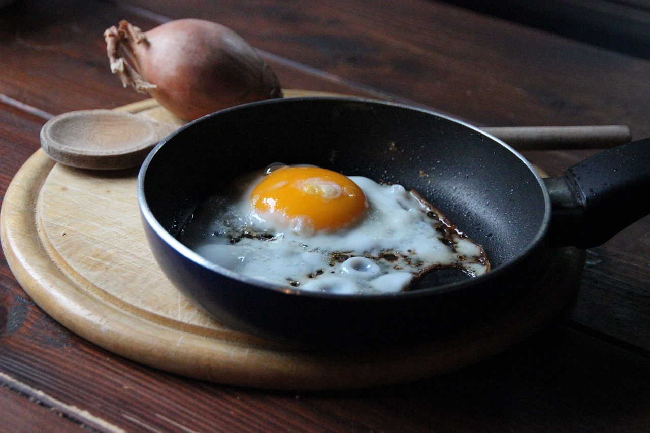 How to Fry an Egg the Right Way