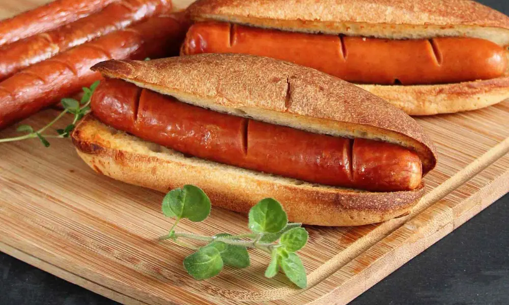 How Long to Pan Fry Hot Dogs