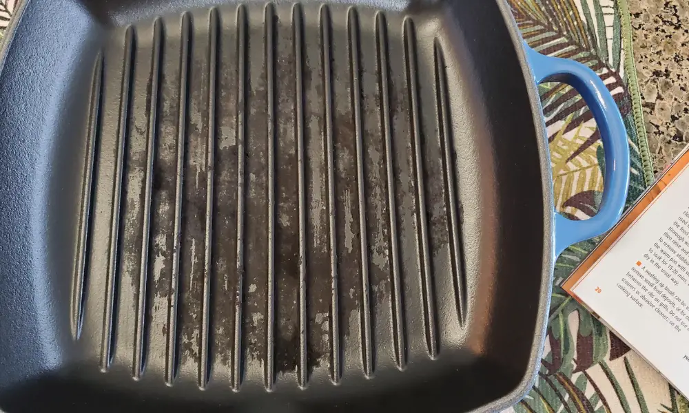 How to Clean a Le Creuset Grill Pan
